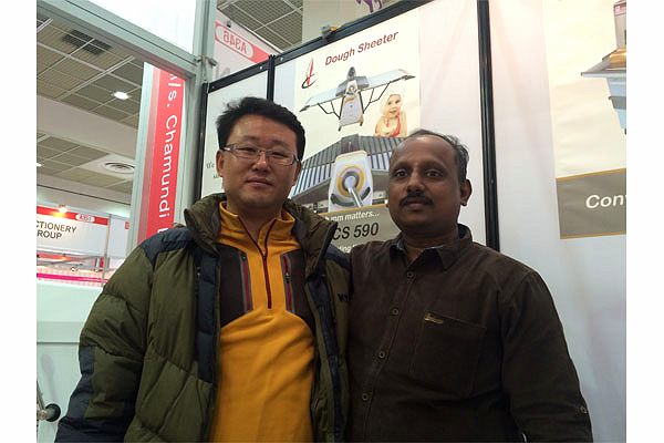 CHAMUNDE representative meeting a partner in South Korea